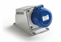 Base De Pared Inclinada Hembra IP67 3P+T 9H 32A 220–240V